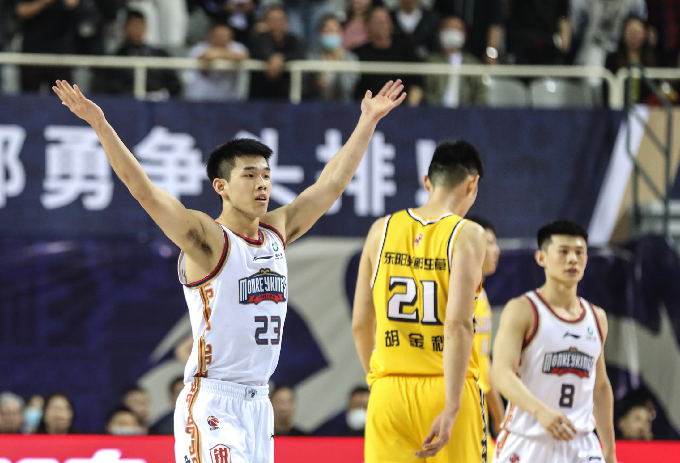 壹号娱乐-关于CBA季后赛今晚再迎强敌，金州勇士远射贴柱，主帅态度——底气十足，球队文化再被提及的信息