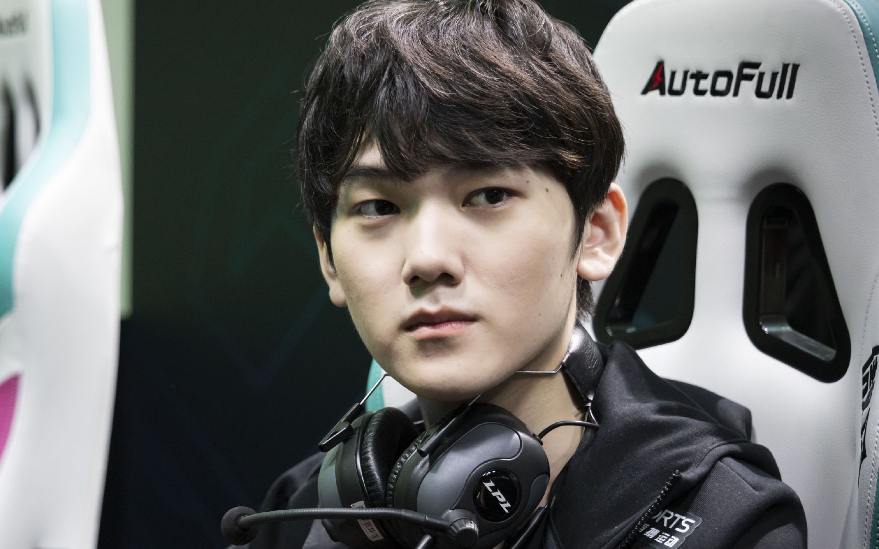 YIHAO-关于JackeyLove赛事官方发布势不可挡新规，DWG争议不断！的信息