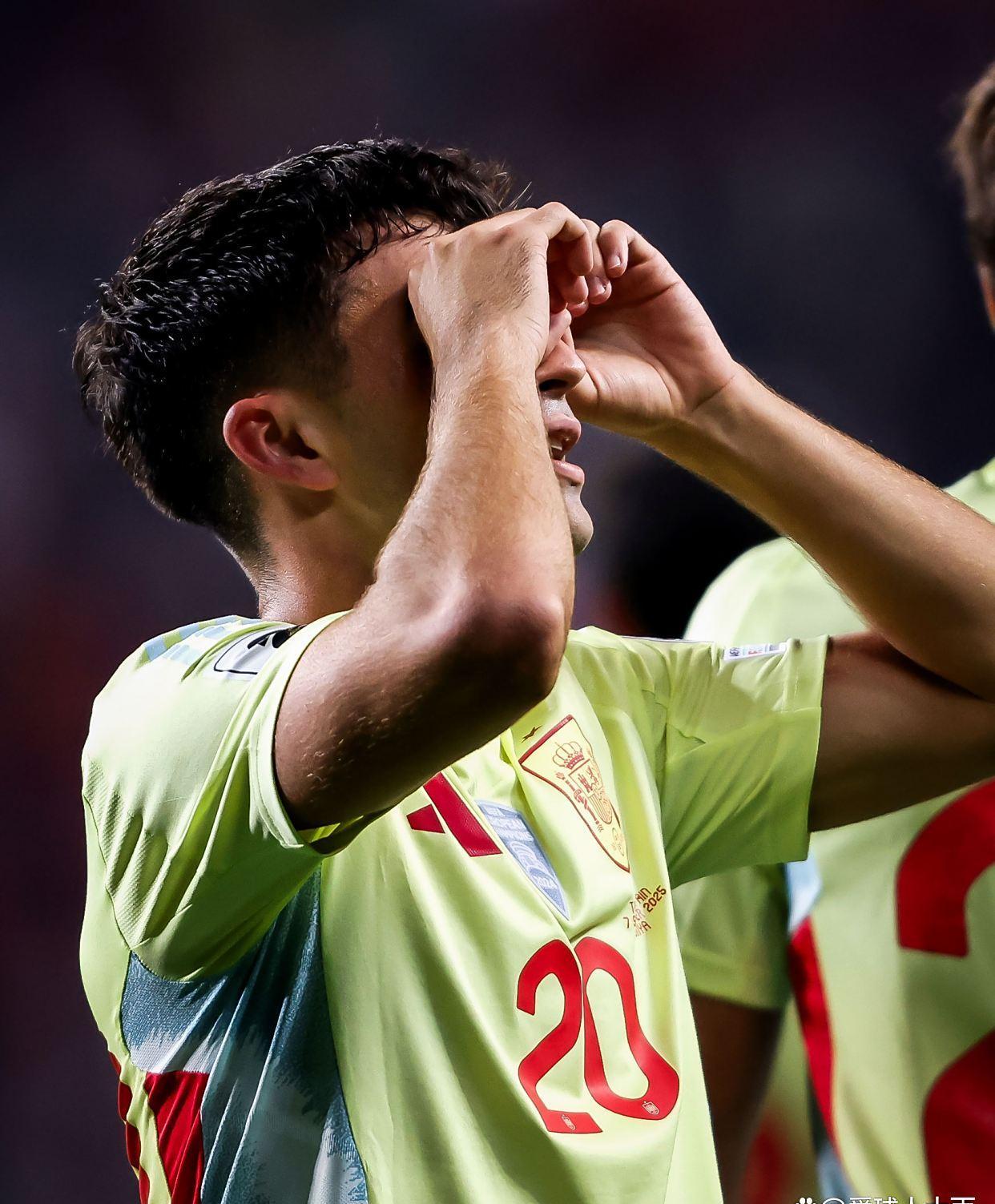 壹号-内马尔爆冷击败西班牙队，突破纪录引爆全场！的简单介绍